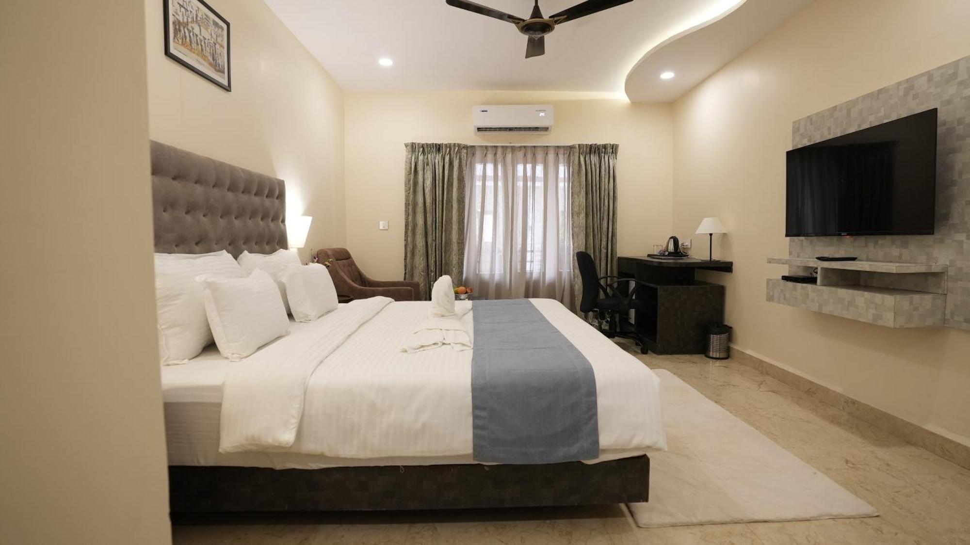 The Verda De Miranda Resort Morjim North Goa Exterior photo